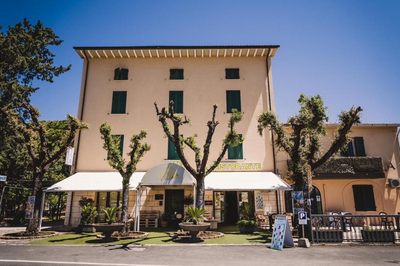 Hotel The Flash - Venturina Terme Εξωτερικό φωτογραφία