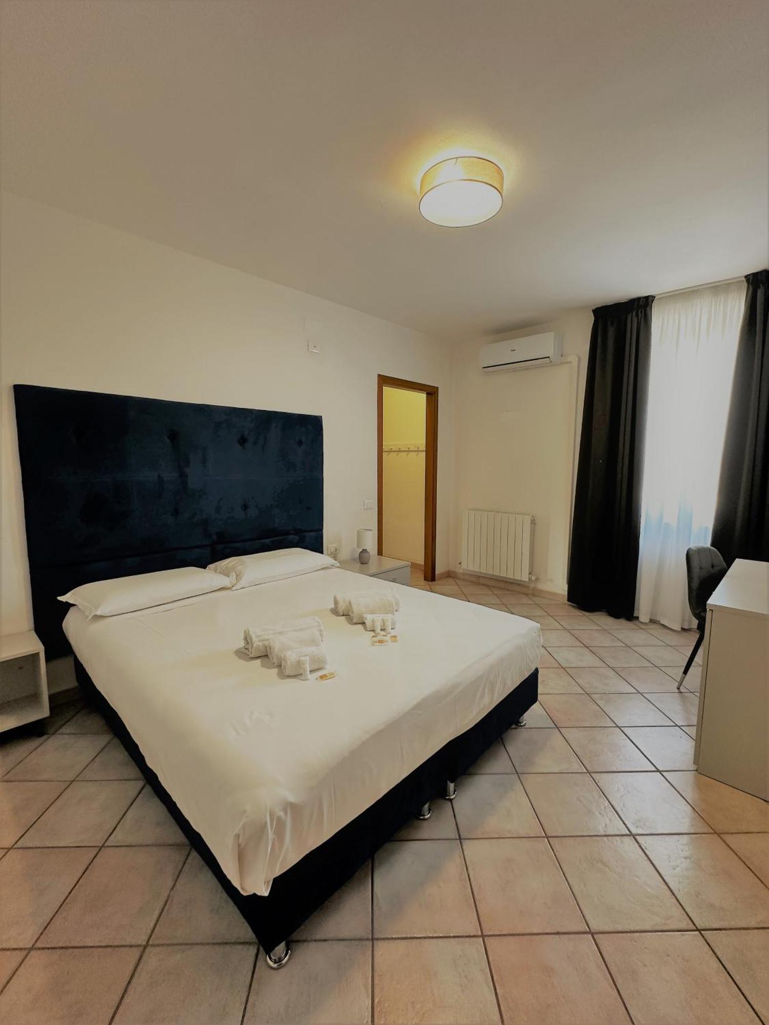 Hotel The Flash - Venturina Terme Εξωτερικό φωτογραφία