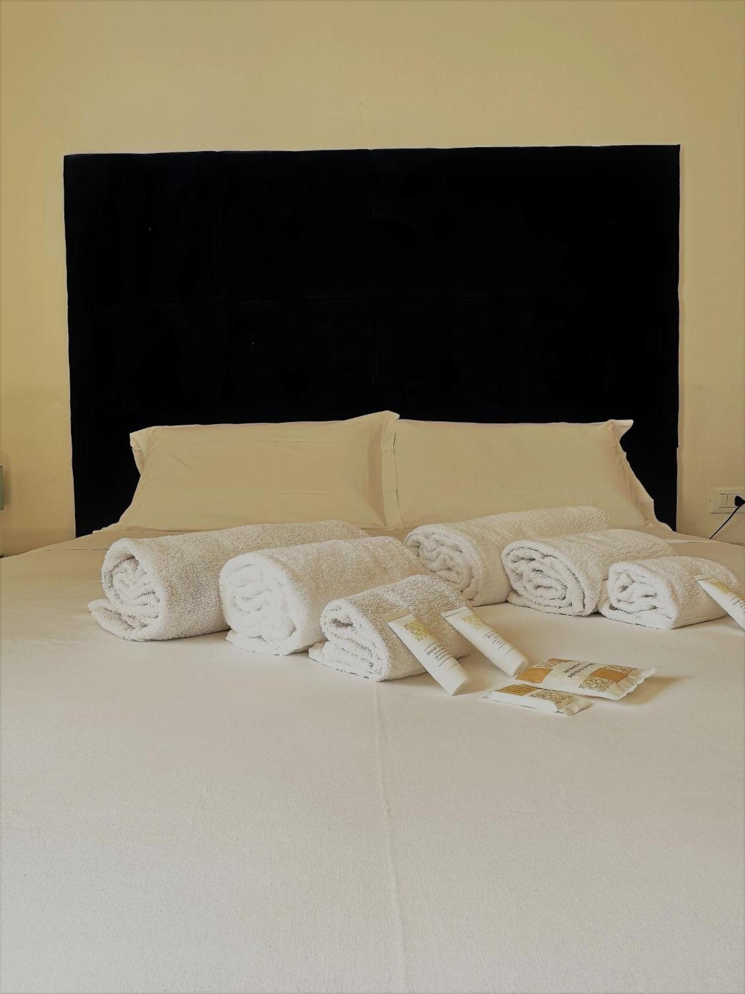 Hotel The Flash - Venturina Terme Εξωτερικό φωτογραφία